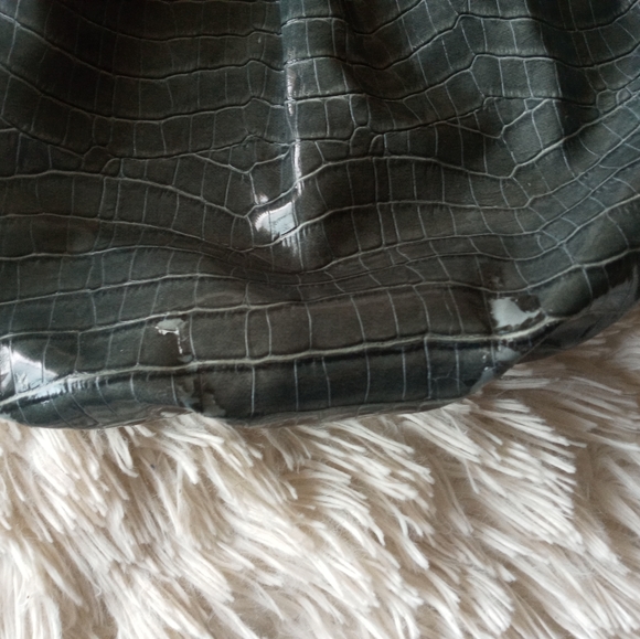 Marc by Marc Jacobs Vintage Blue PATENT LEATHER BAG - Picture 9 of 16